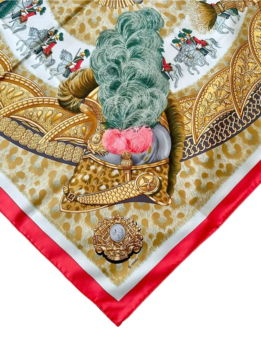 Hermes 100% Silk “Casques Plumets” Carre 90 Coral Pink & Gold Large Square Scarf - Picture 6 of 16